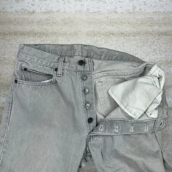 True Vintage 70s Levis Jeans 501 31x30 Regular Straight Light Grey Made in USA